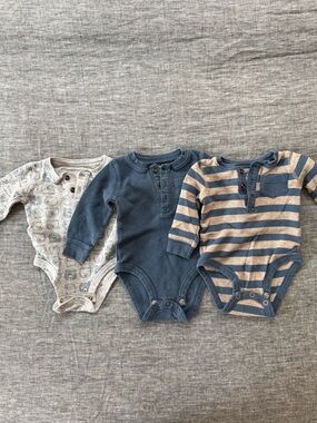 Carter’s waffle Henley onesies